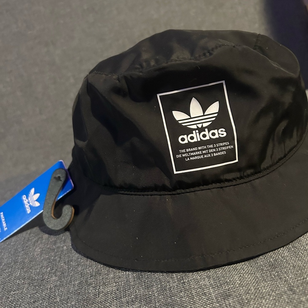 Adidas Black Bucket Hat/Foldable Travel
